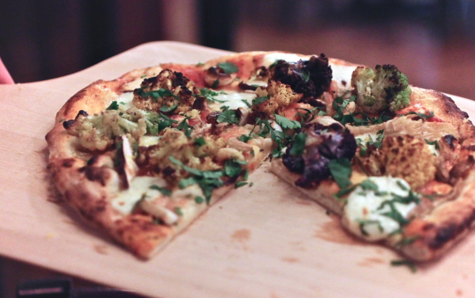 Shiitake, Lemon & Basil Cauliflower Pizza | $13
